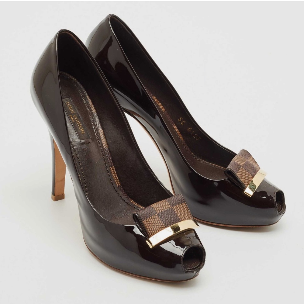 Louis Vuitton Brown Patent Leather Peep-Toe Heels Pumps Size 38 Authentic